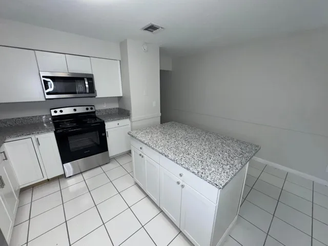 Open Kitchen