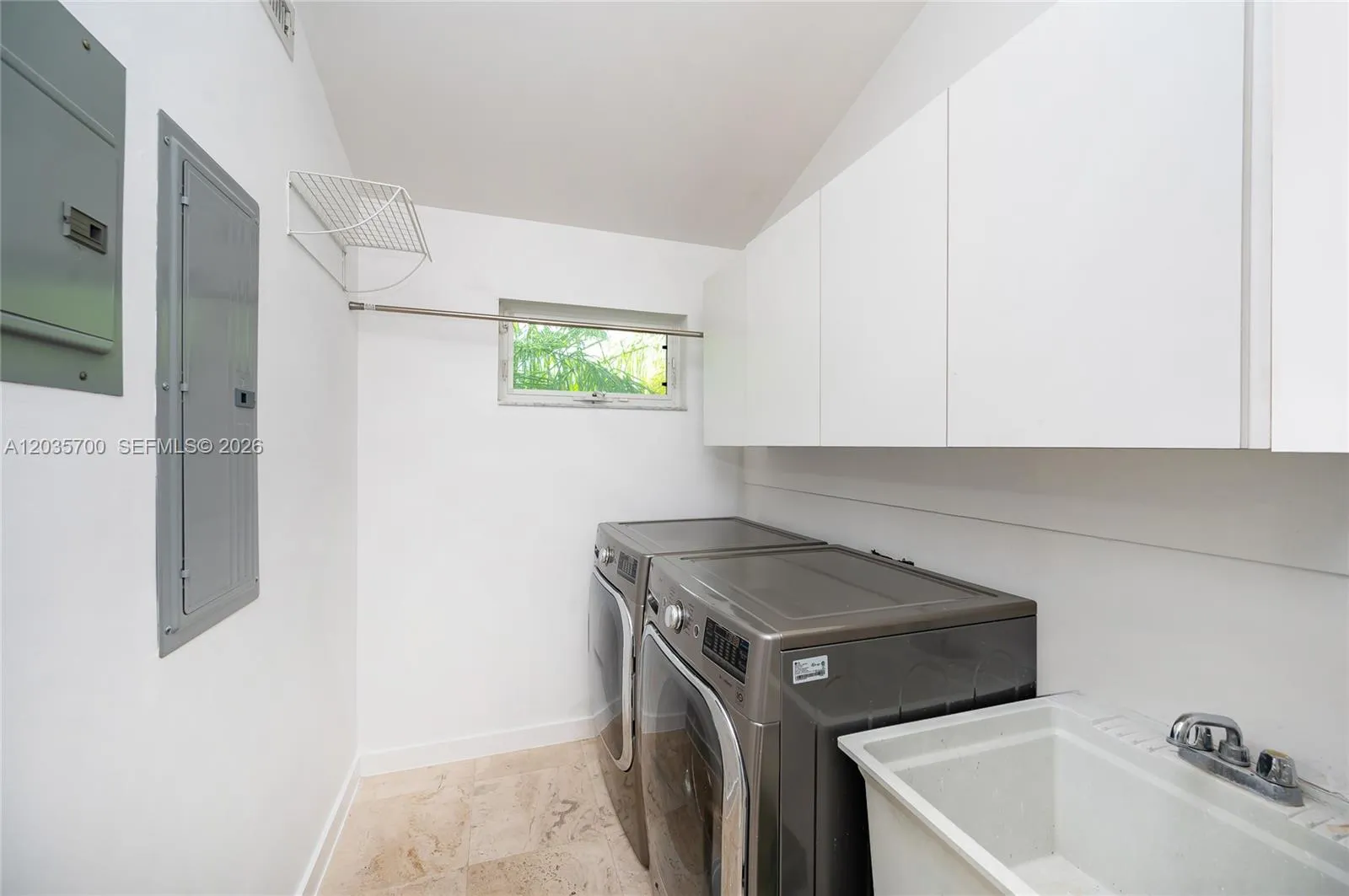 Property photo 93