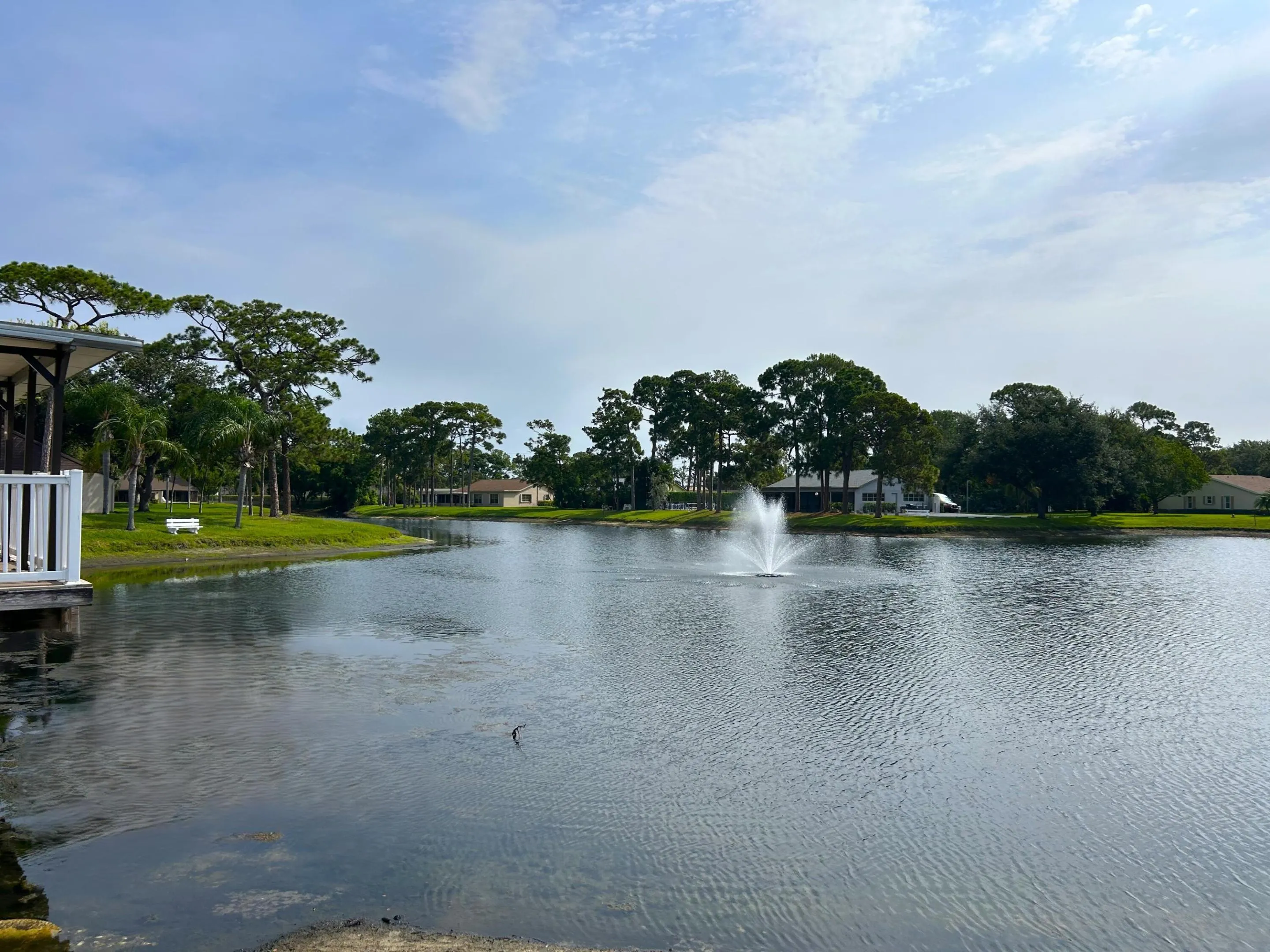 COMMUNITY LAKE