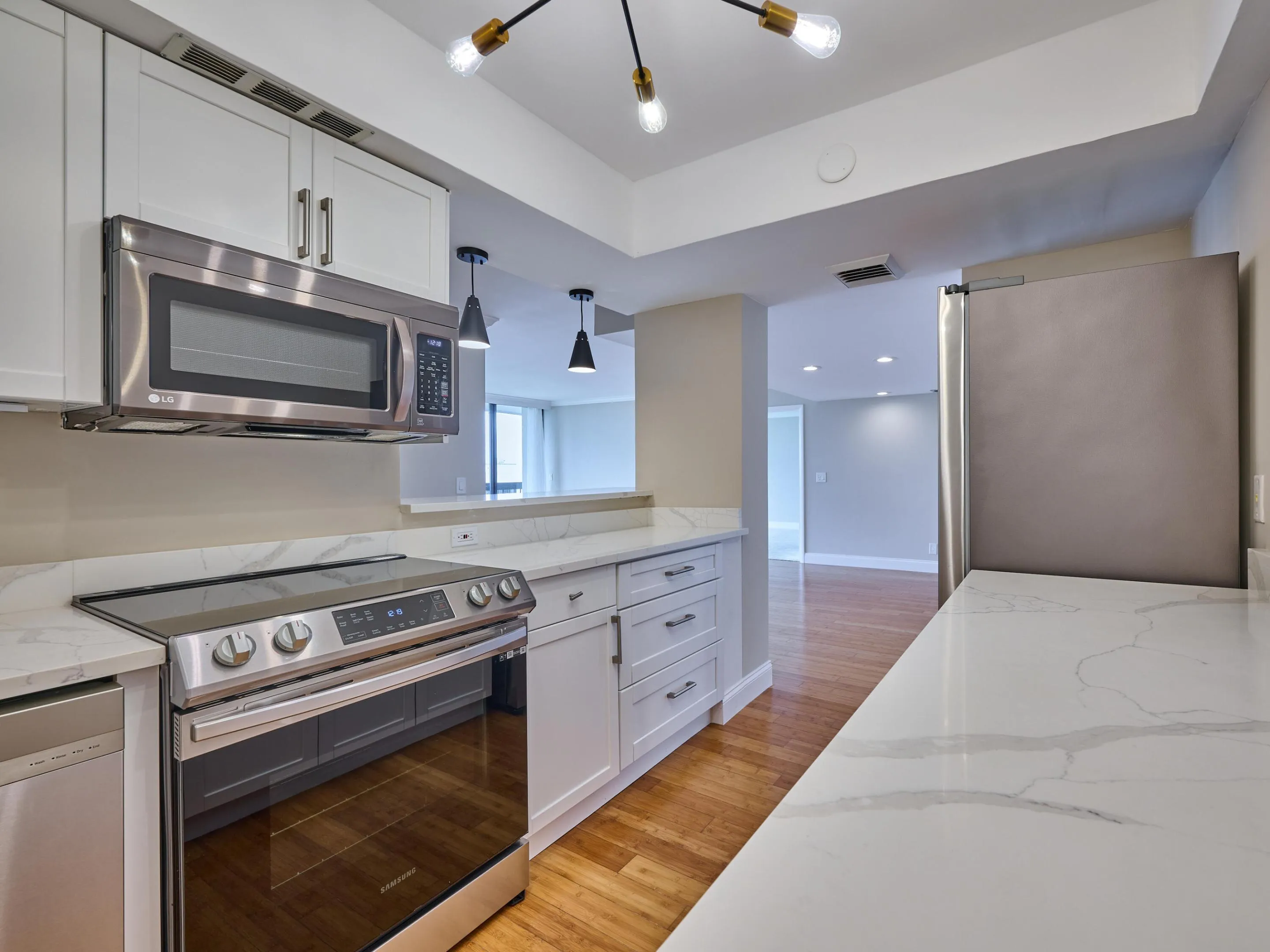 Plenty of prep space makes this kitchen a chef's dream.