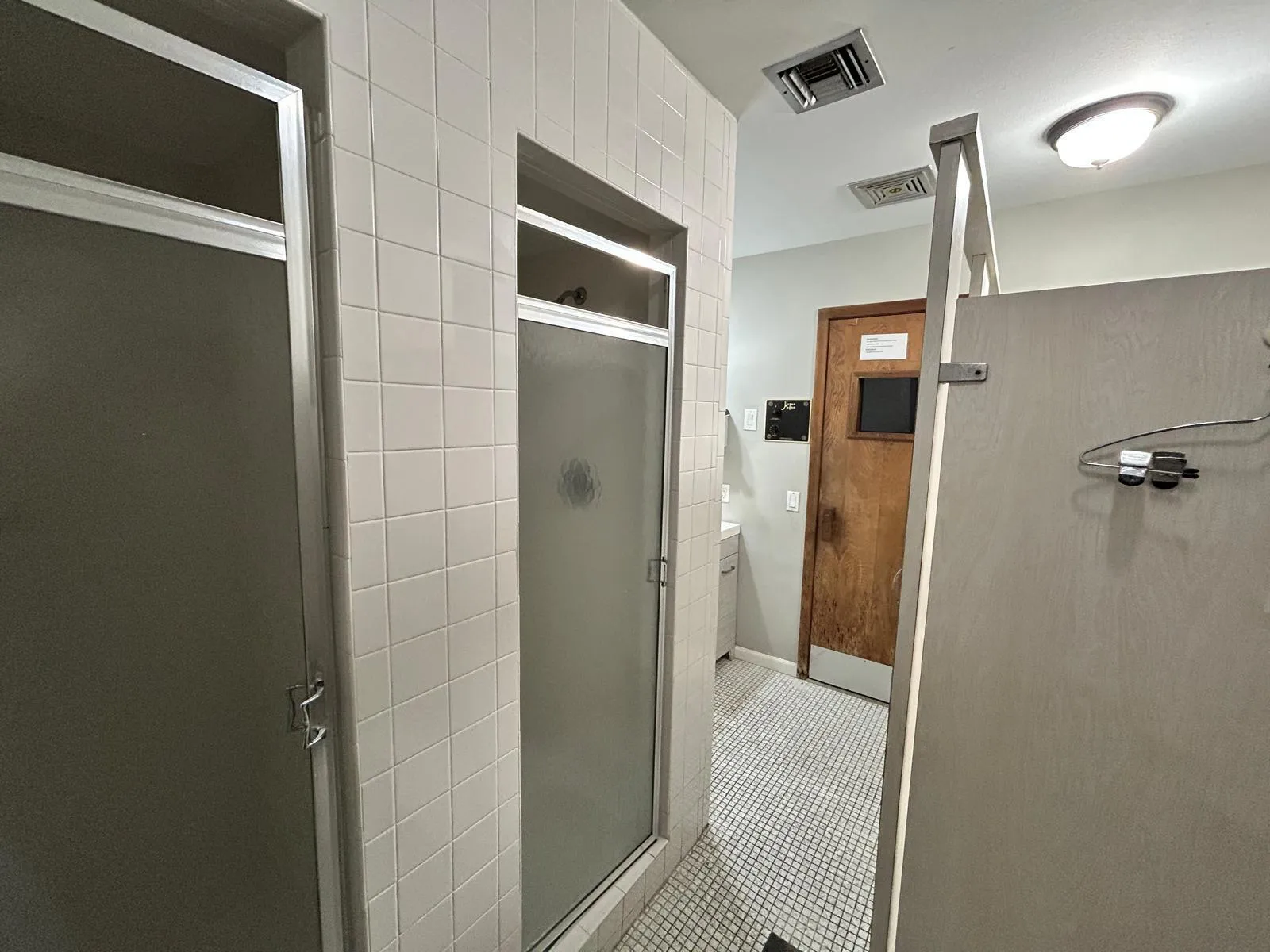 Shower and Sauna area