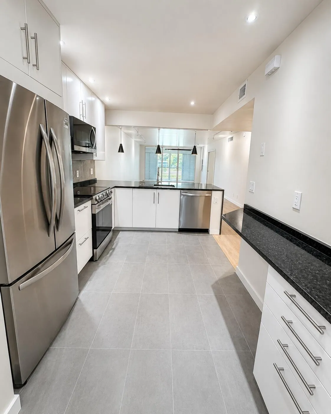 kitchen 2 (1)
