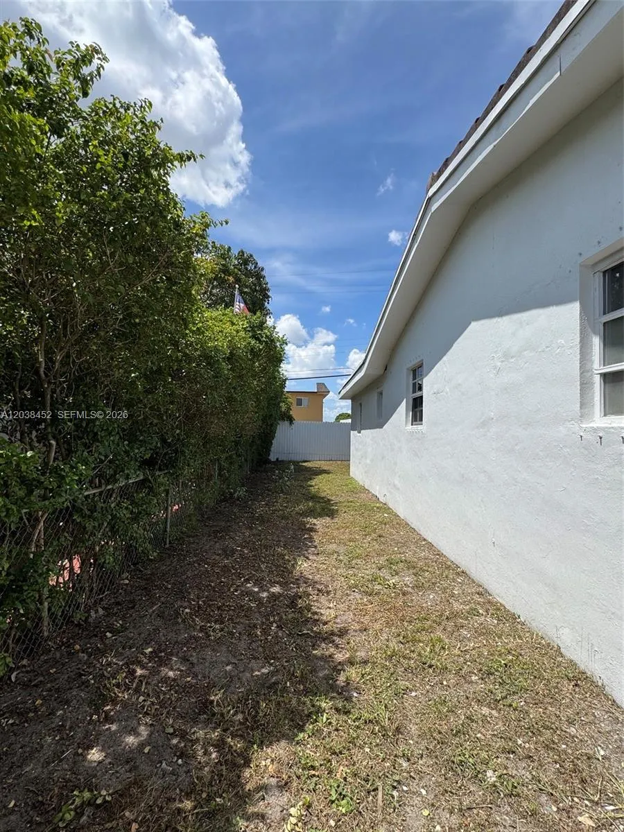 Property photo 38
