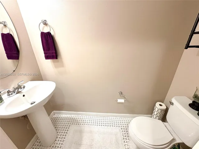 1/2 bathroom downstairs