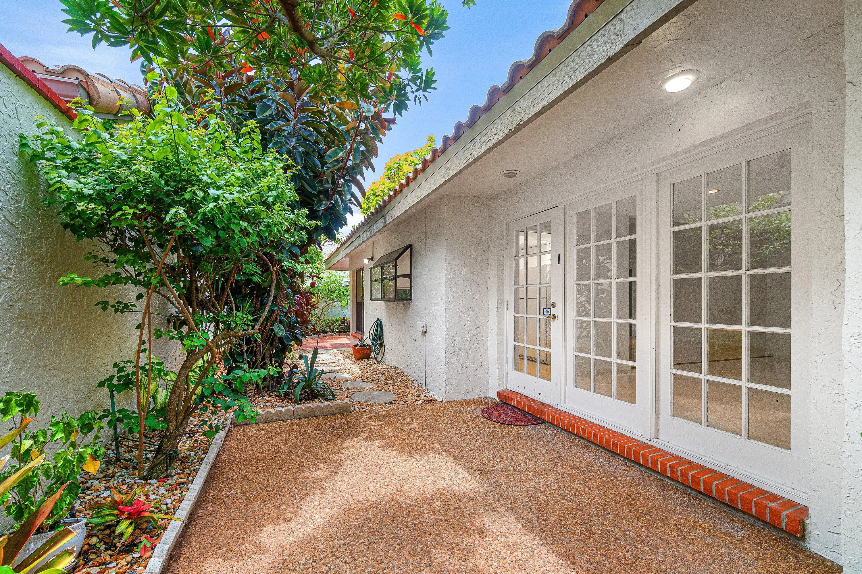 Side patio off Dining