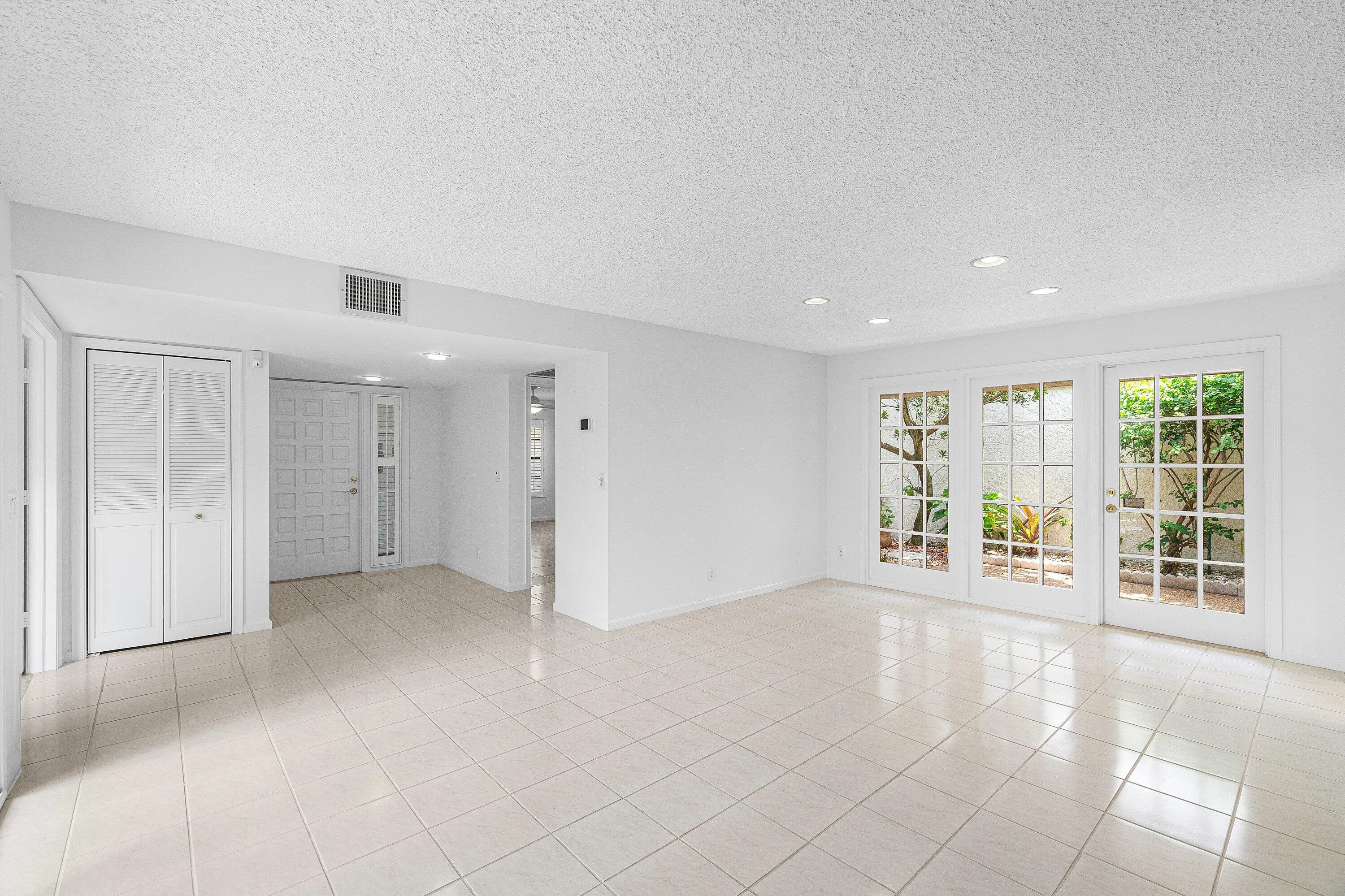 009-5635KiowaCircle-BoyntonBeach-FL-3343