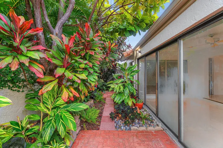 044-5635KiowaCircle-BoyntonBeach-FL-3343