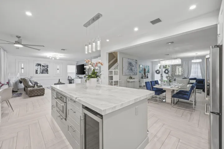 12253 Glenmore Drive - 24.jpg-FULL
