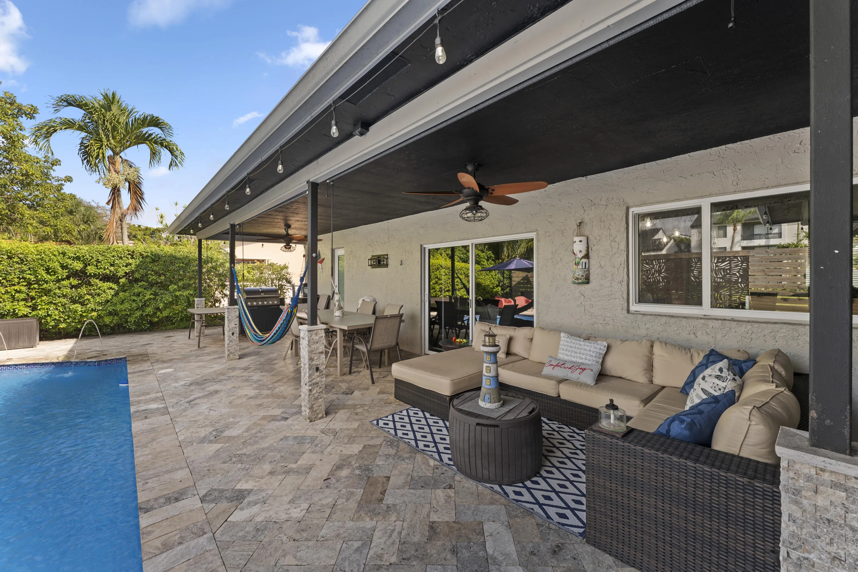 4080LakeDr_25