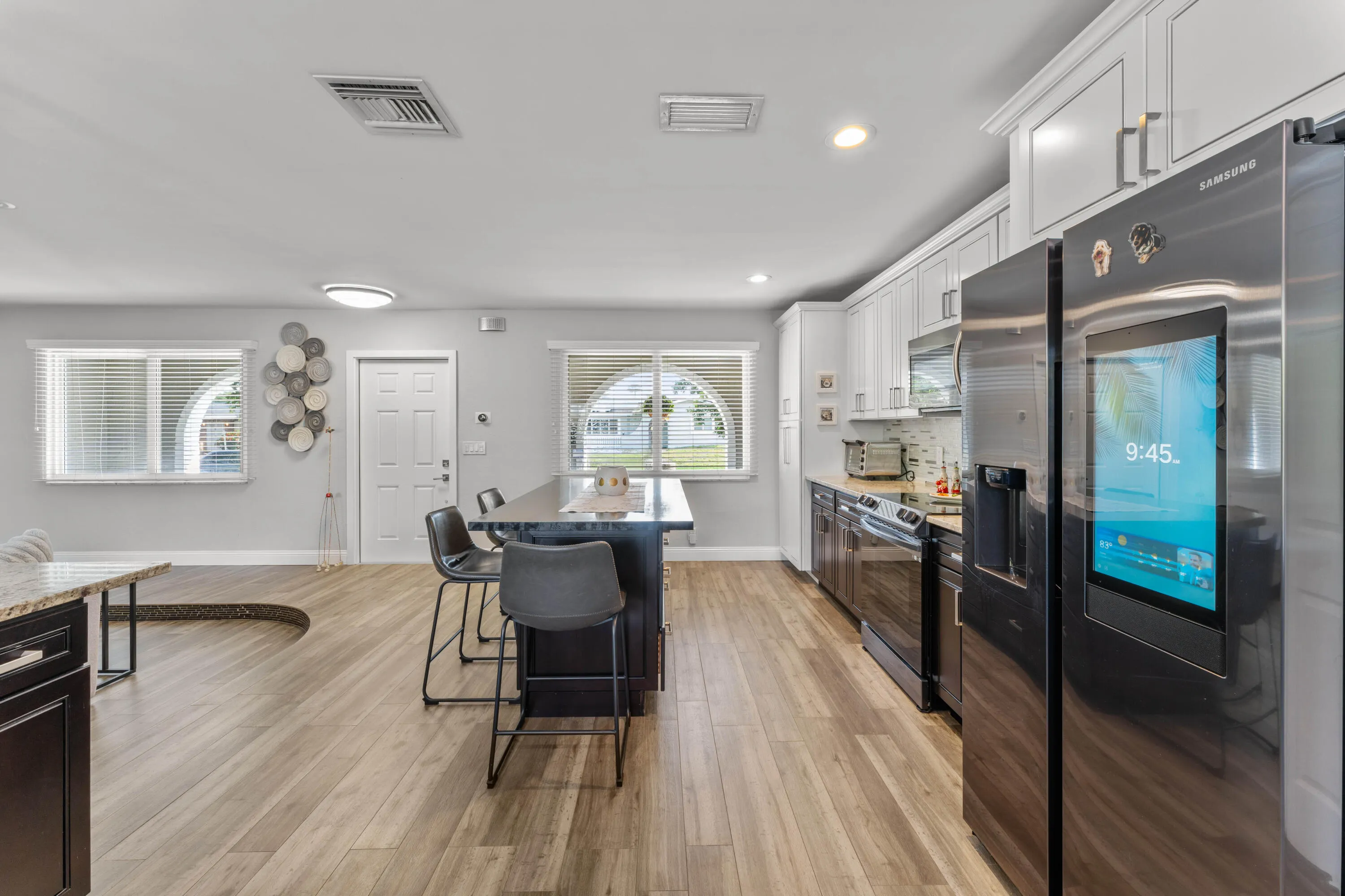4080LakeDr_37