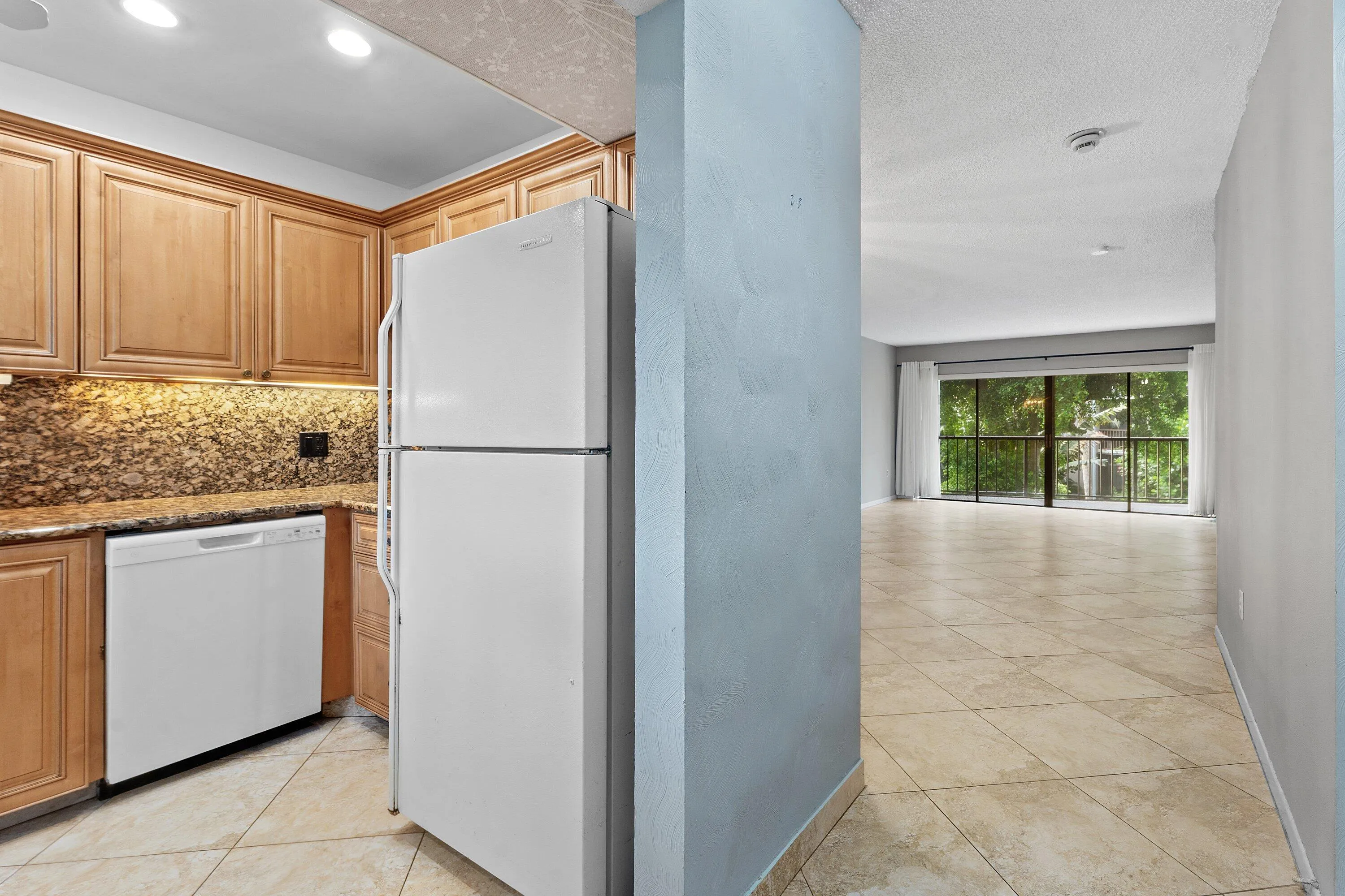 Kitchen, front entry