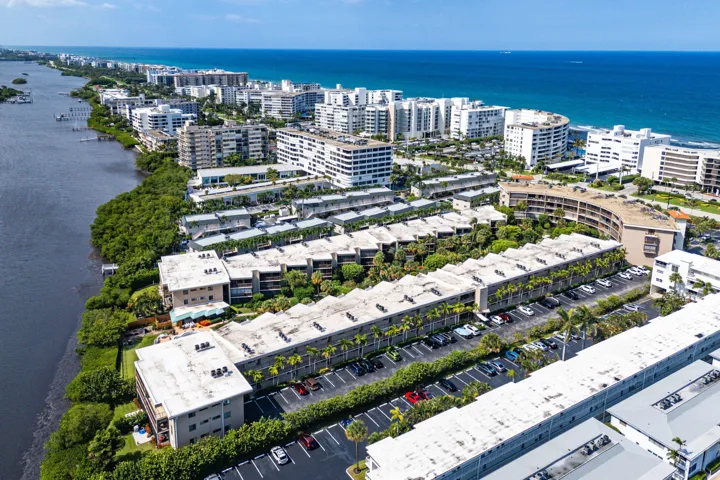 036-3605SouthOceanBoulevard-229-SouthPal