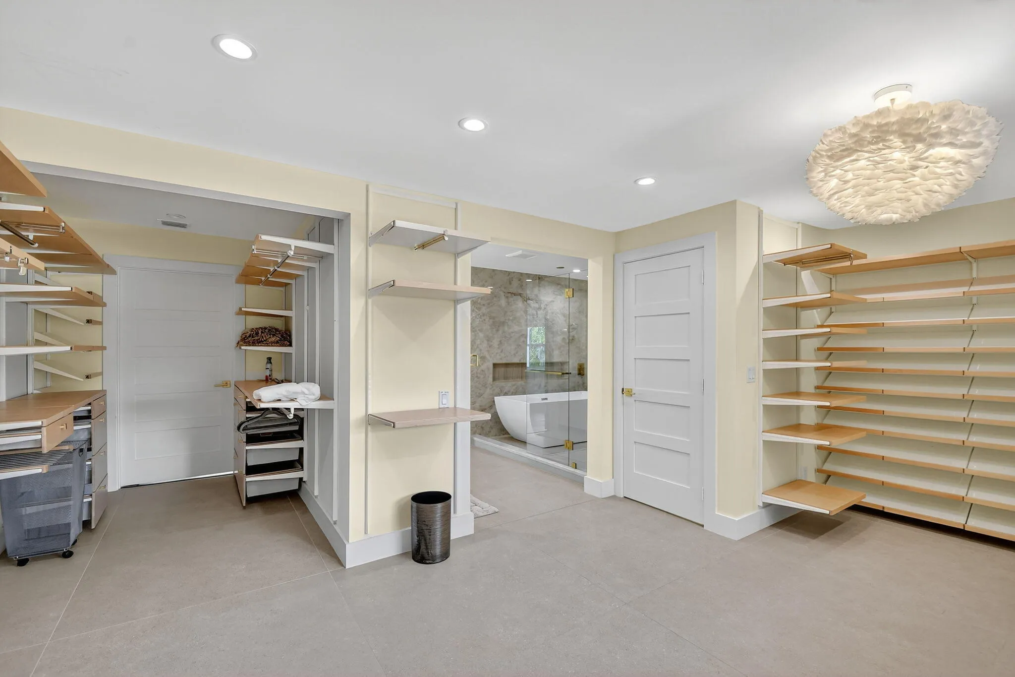 Primary Closet​​‌​​​​‌​​‌‌​‌‌​​​‌‌​‌​‌​‌​​​‌​​ 1
