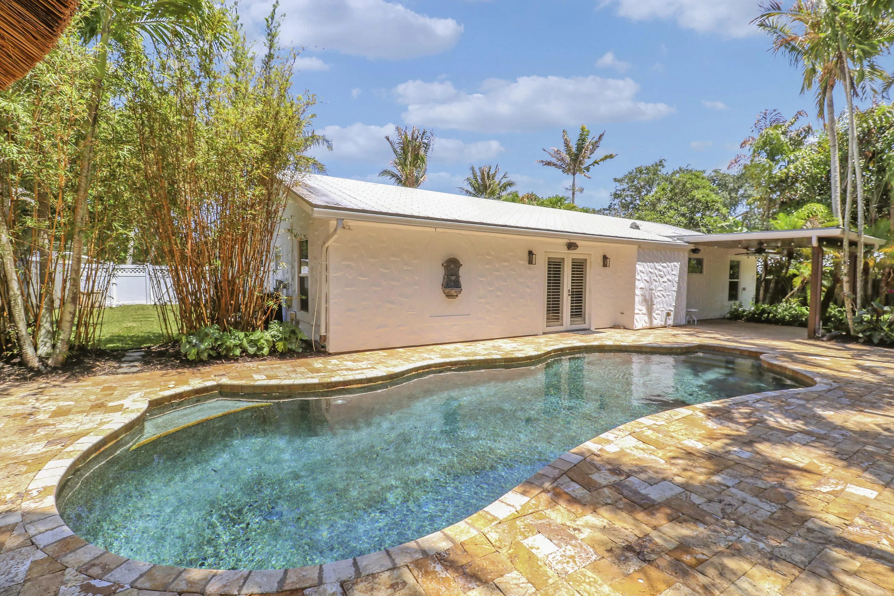 Tropical Landscaping
