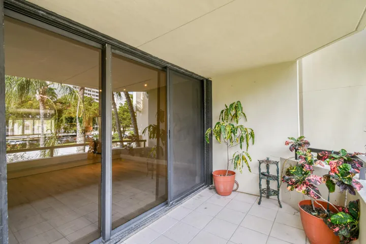 Balcony to Family