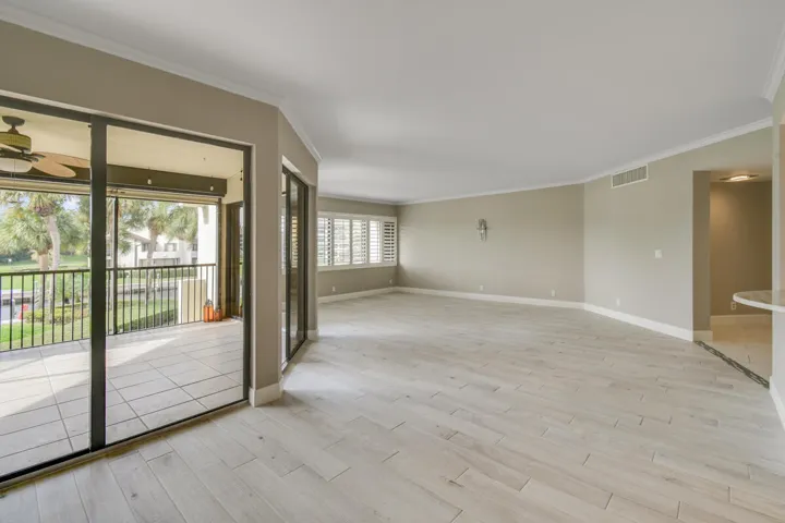 Dining to Living-Patio