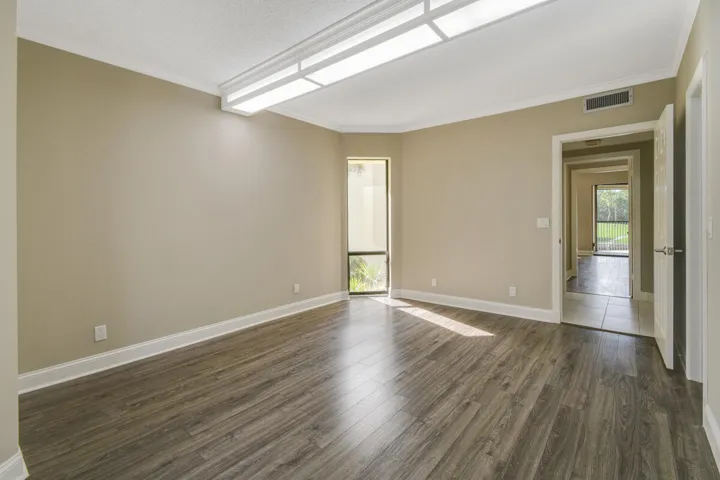 Bedroom 2 to entry