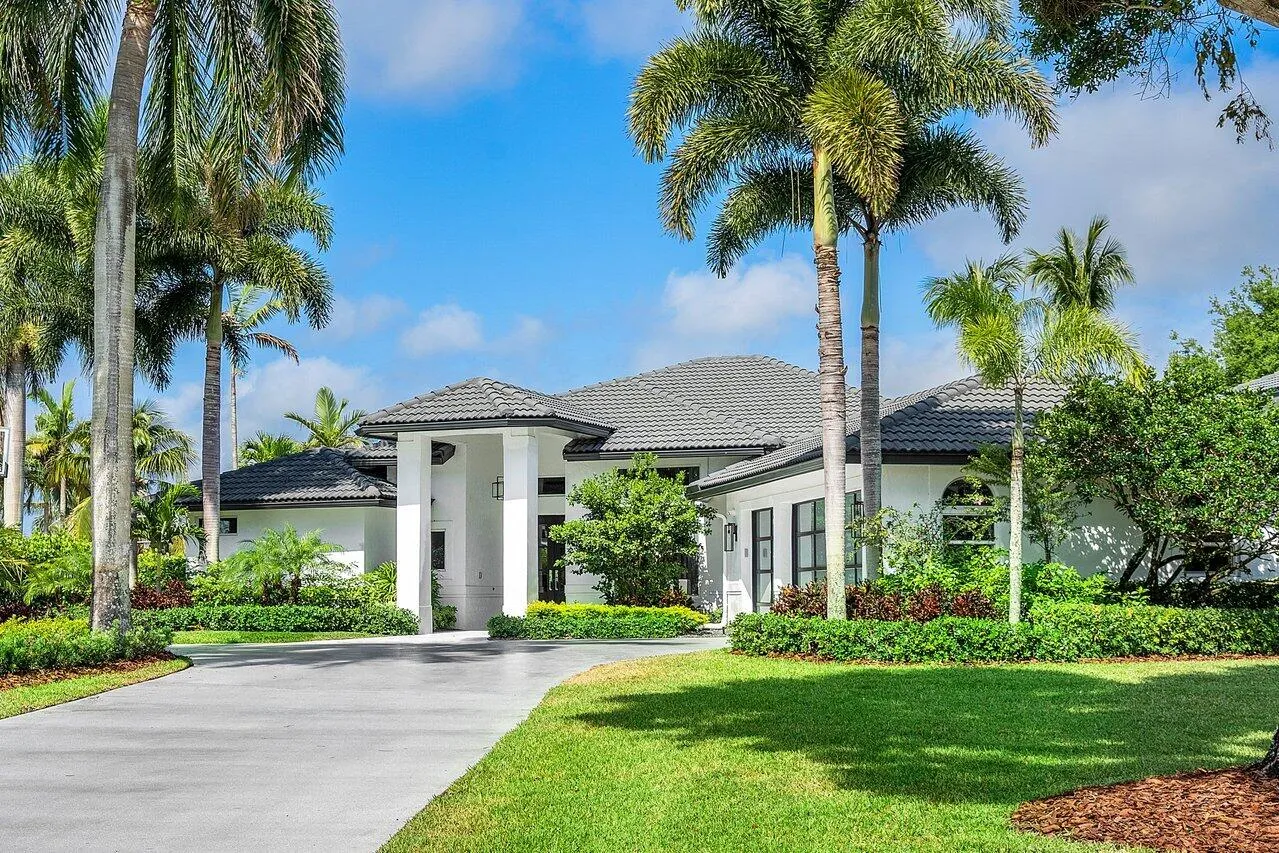 002-8331SawpineRoad-DelrayBeach-FL-33446