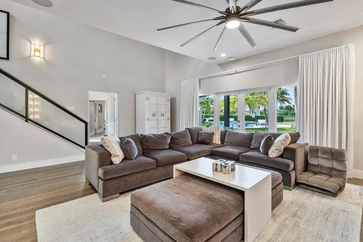 007-8331SawpineRoad-DelrayBeach-FL-33446