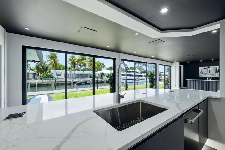 Open Kitchen