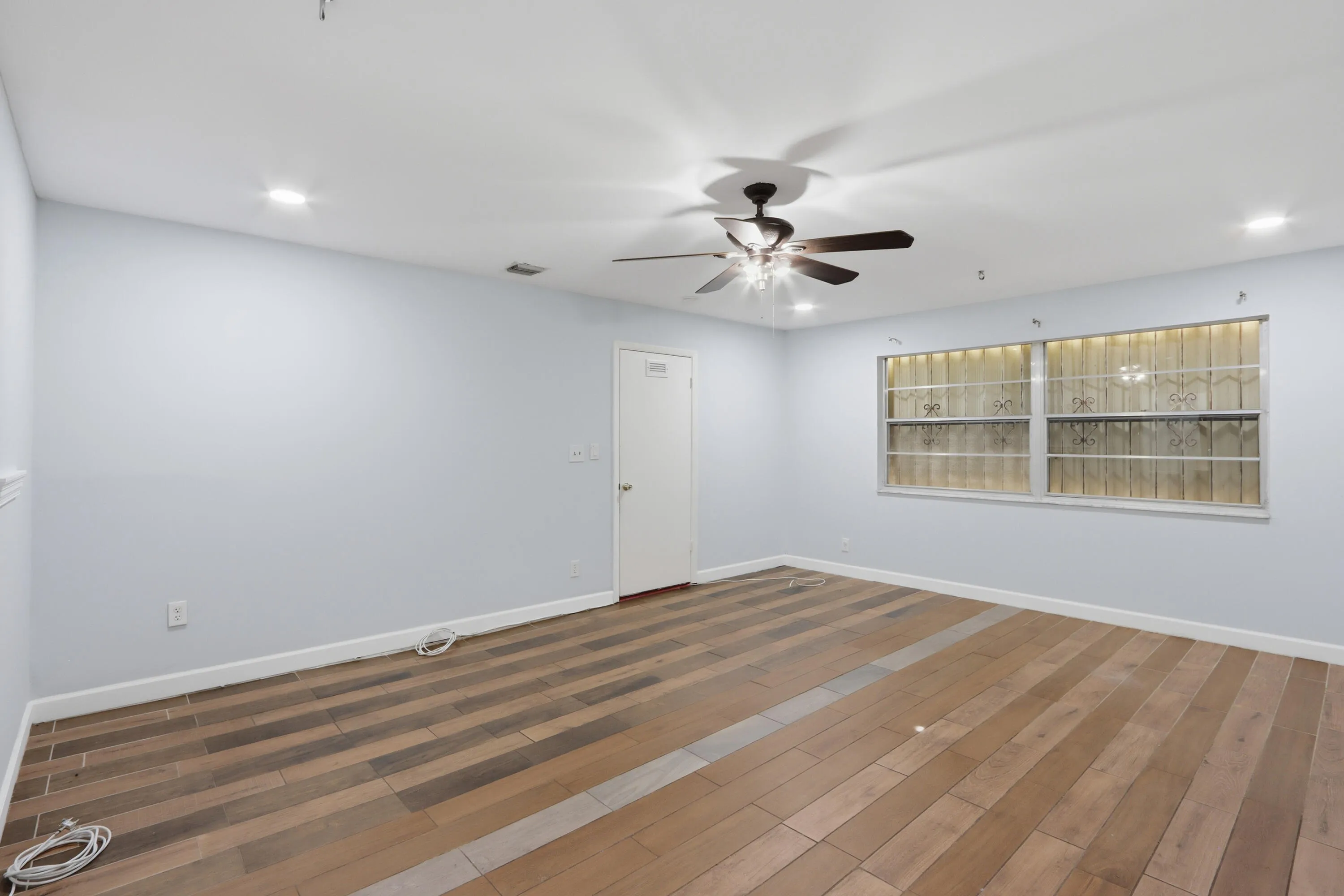 Master Bedroom 6