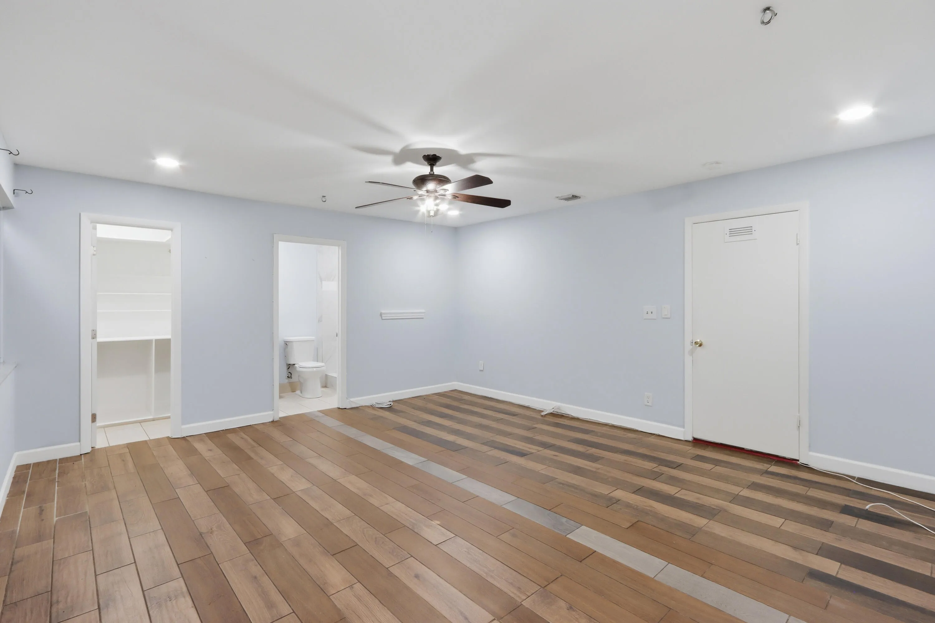 Master Bedroom 4