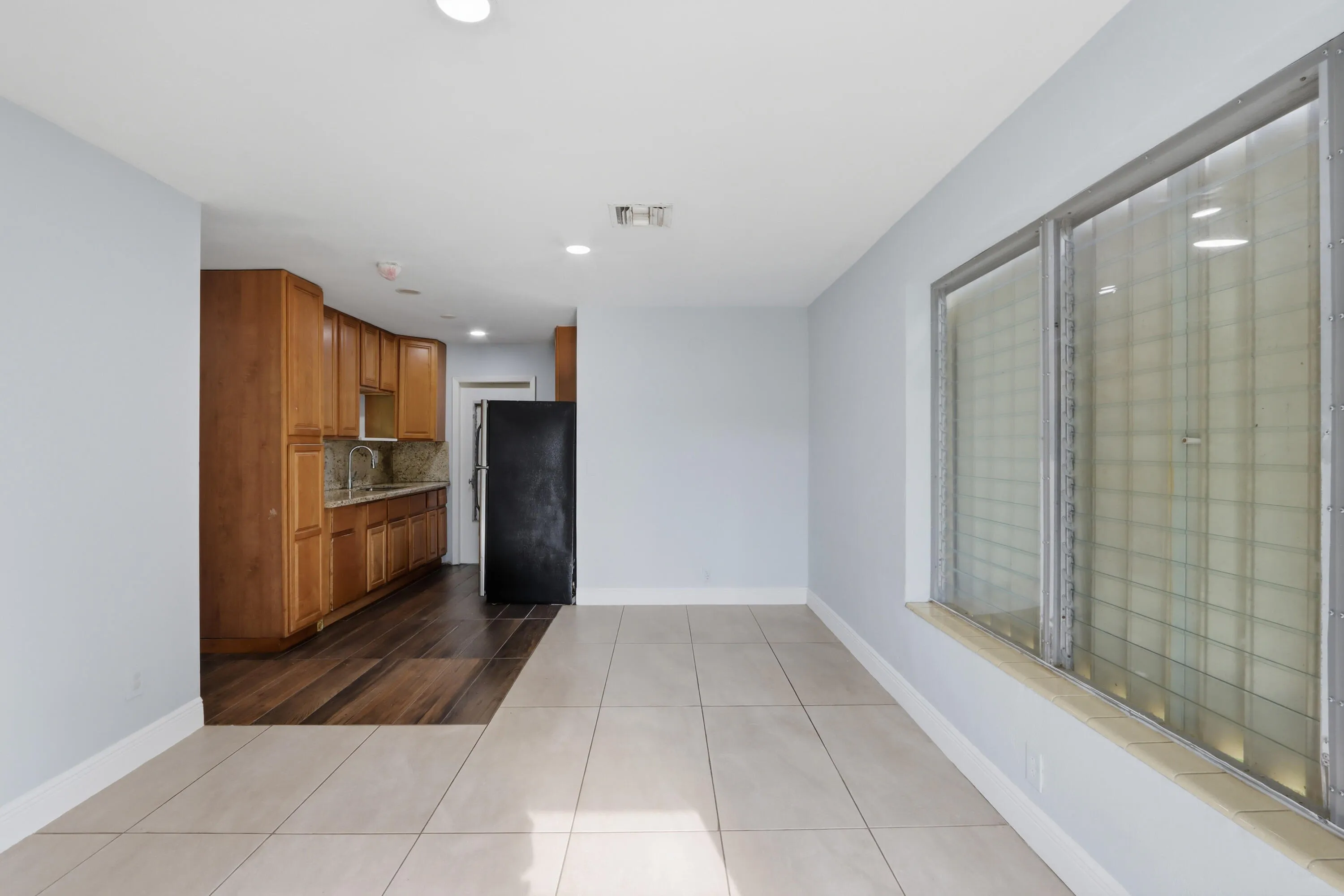 Living Room/Dining Room