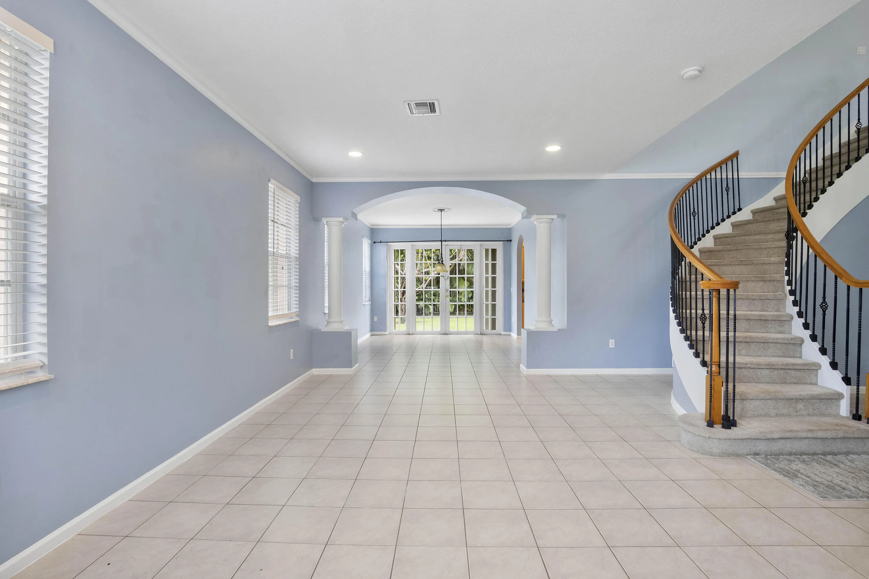 6370 Stonehurst Cir_009