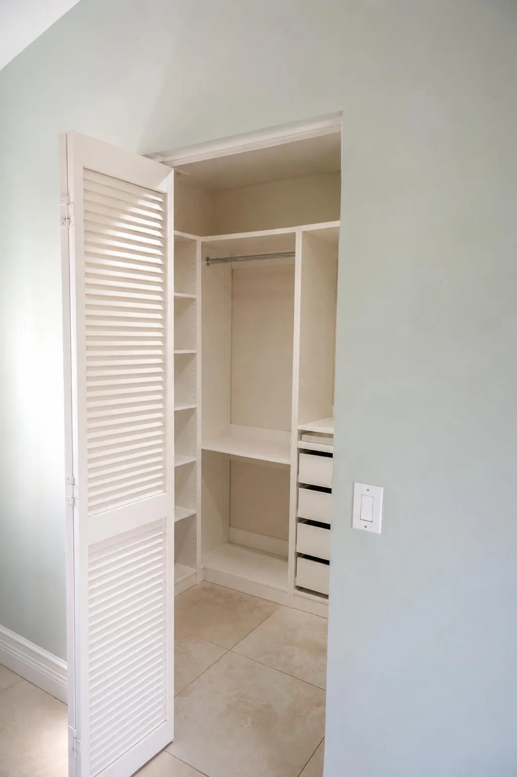 Built-Ins in Master Closet