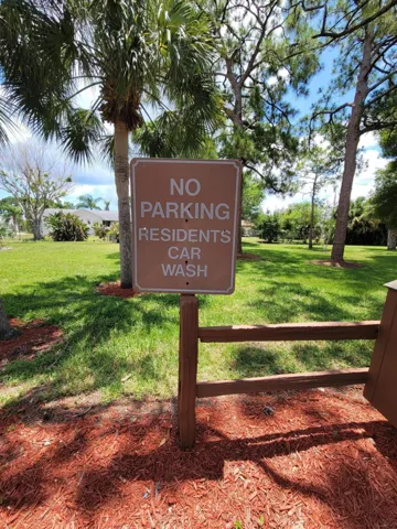 Yes, you can wash your car here.