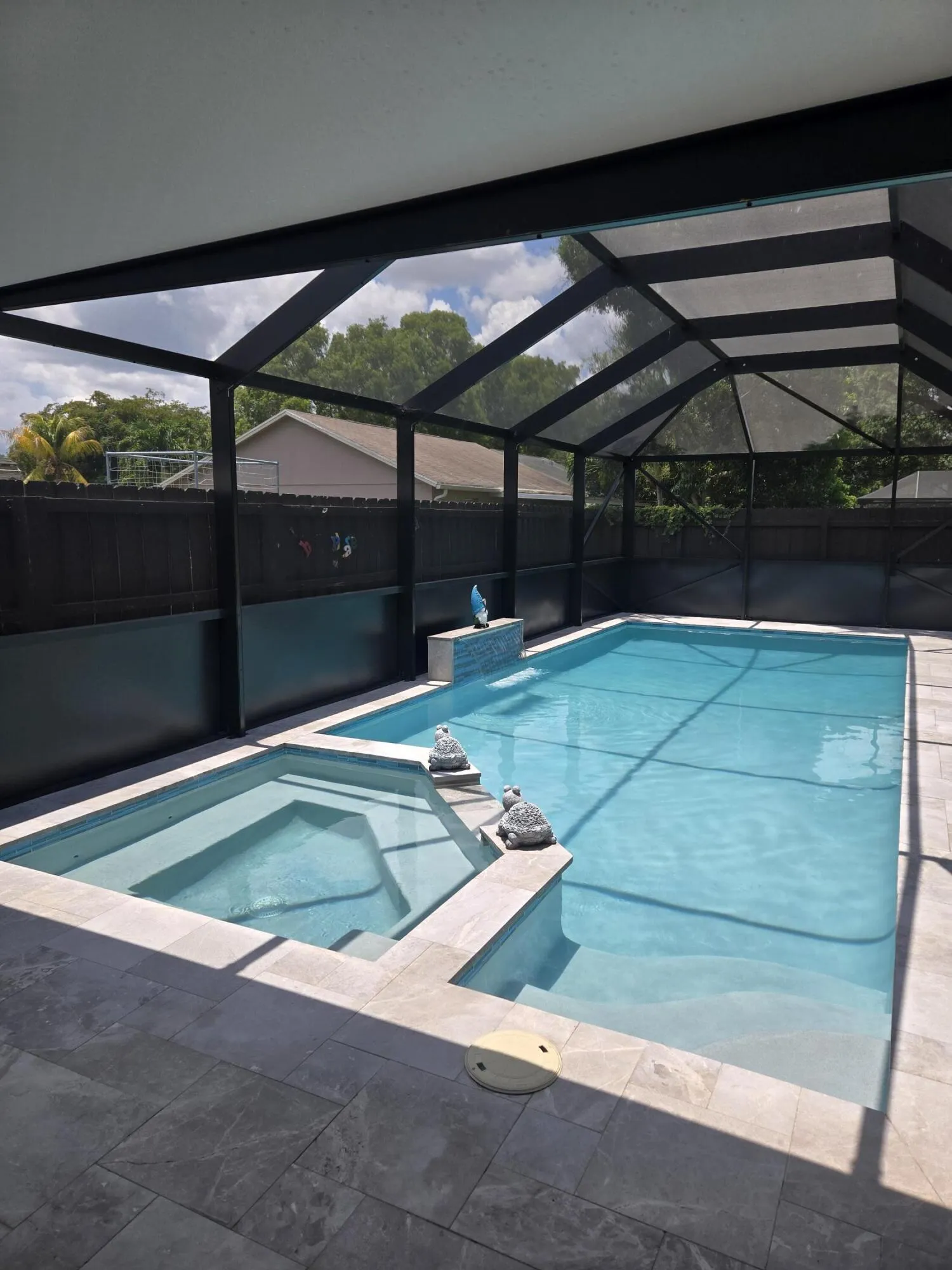 Pool with Hot Tub