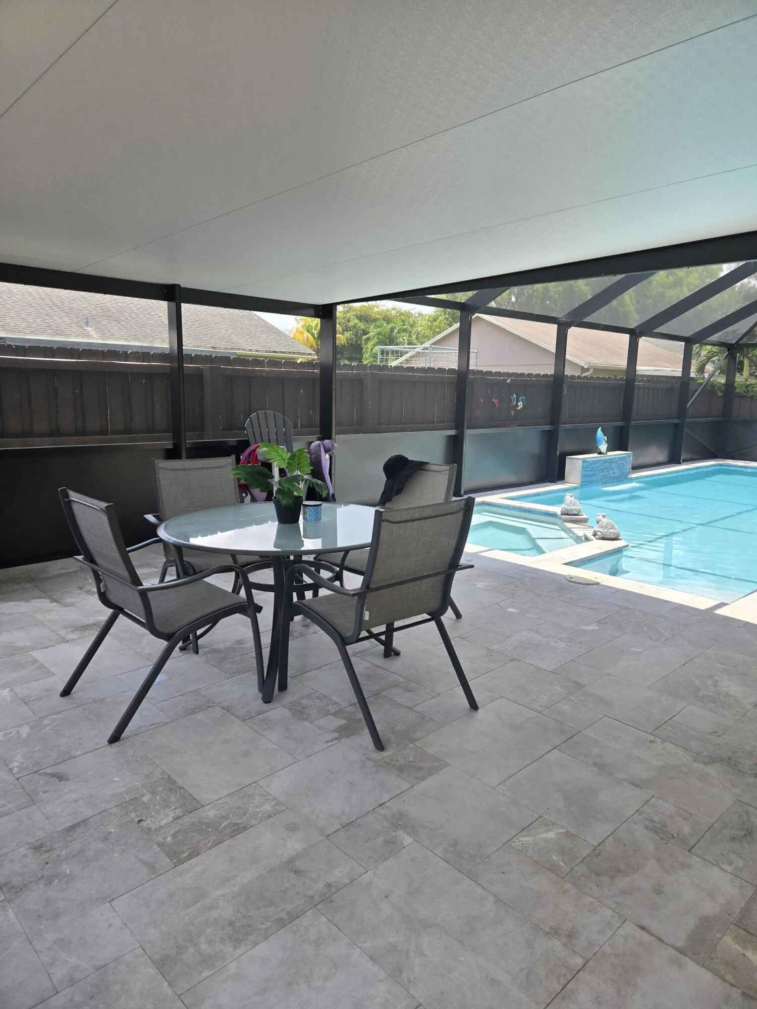 Sitting area under covered Lanai