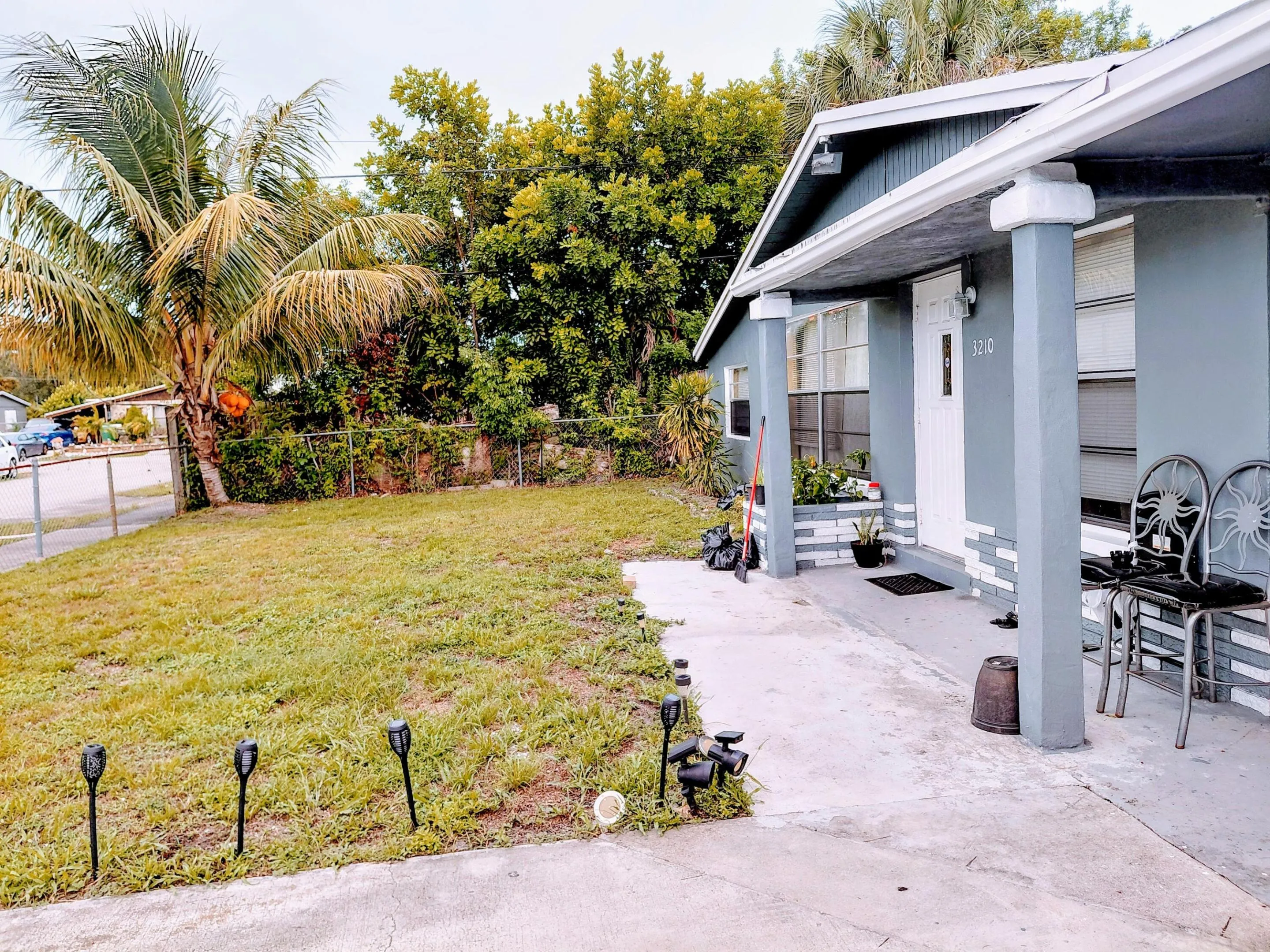 3210 NW 18th Pl _ 4