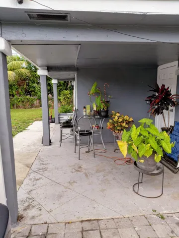 3210 NW 18th Pl _ 3