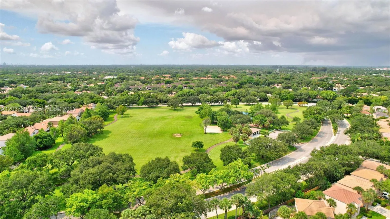 Beyond the community, residents enjoy convenient access to Deicke Park's sprawling green spaces, recreational facilities and outdoor amenities just minutes from home