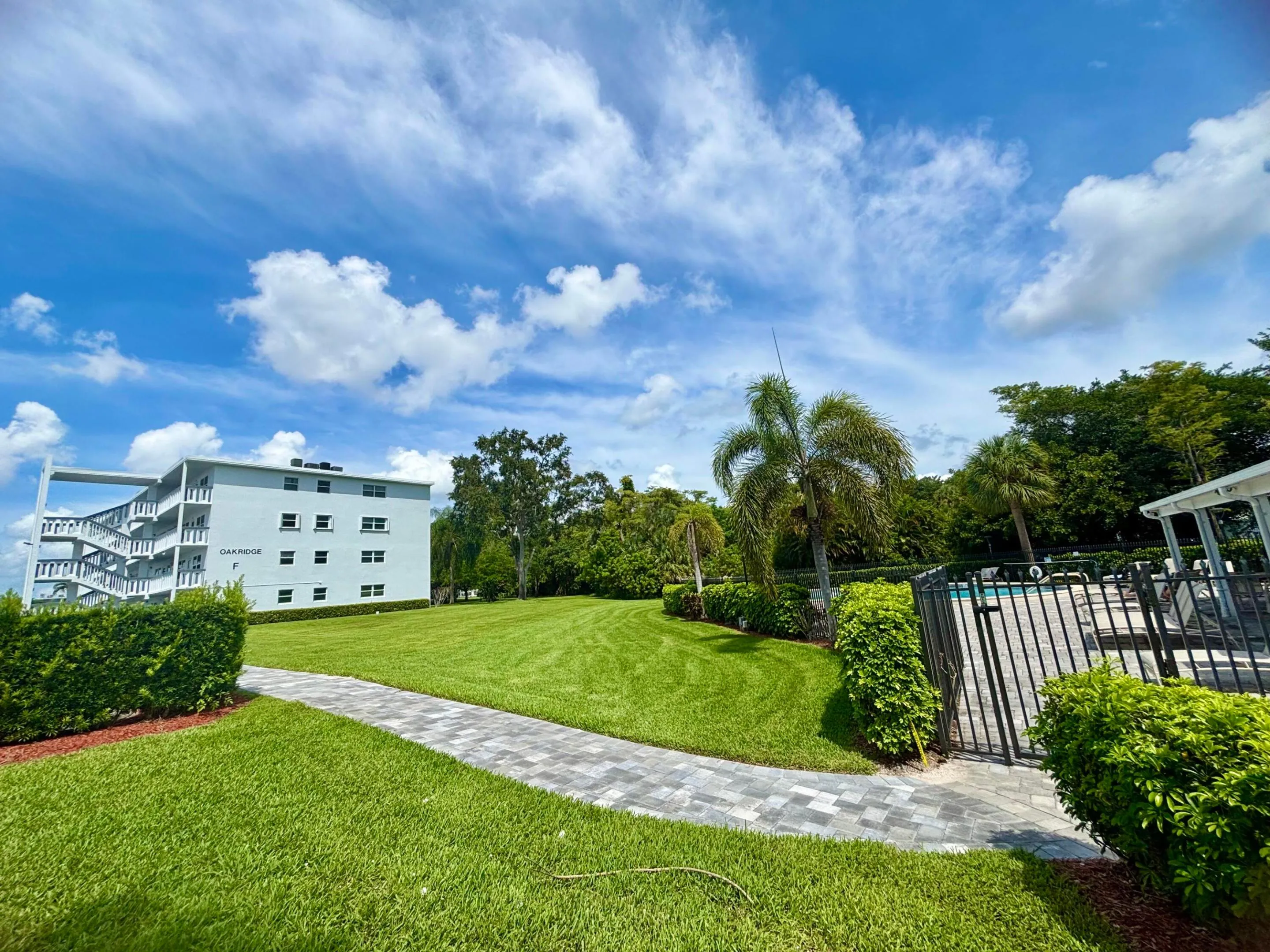 Walk Way to Community Pool