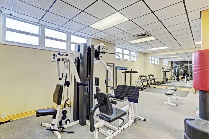 FITNESS CENTER