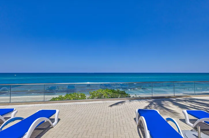 SUNDECK