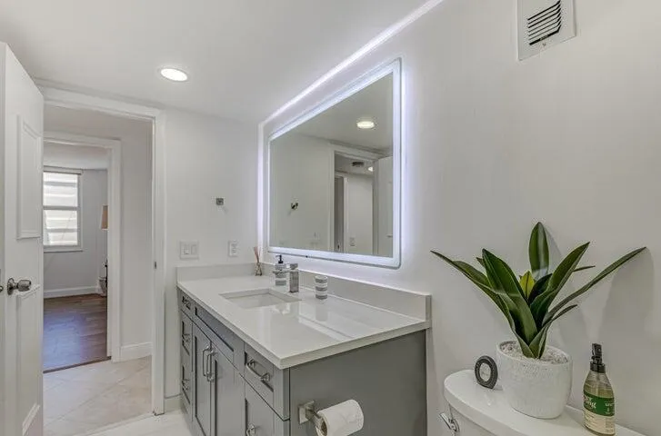 GUEST BATH