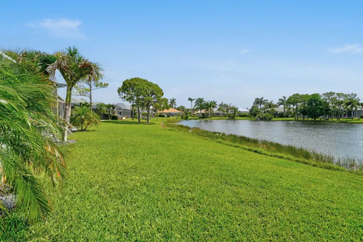 8091SEWoodlakeLane(84)