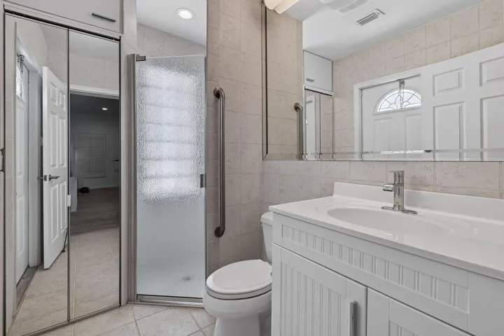 8091SEWoodlakeLane(67)