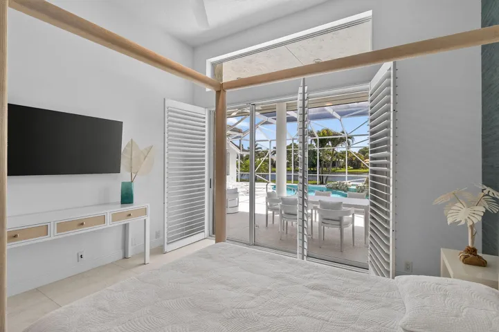 8091SEWoodlakeLane(42)