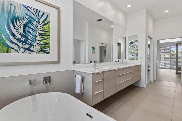 8091SEWoodlakeLane(49)