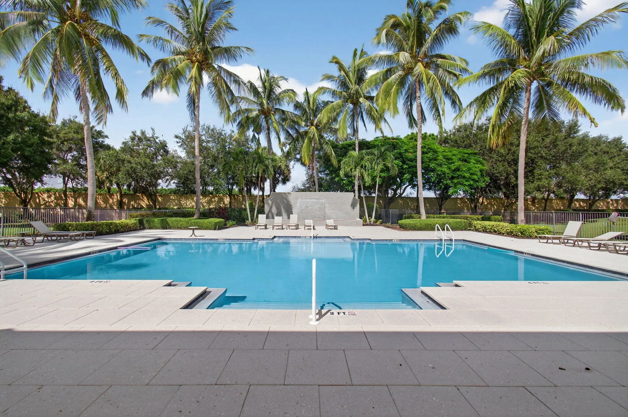 Community pool
