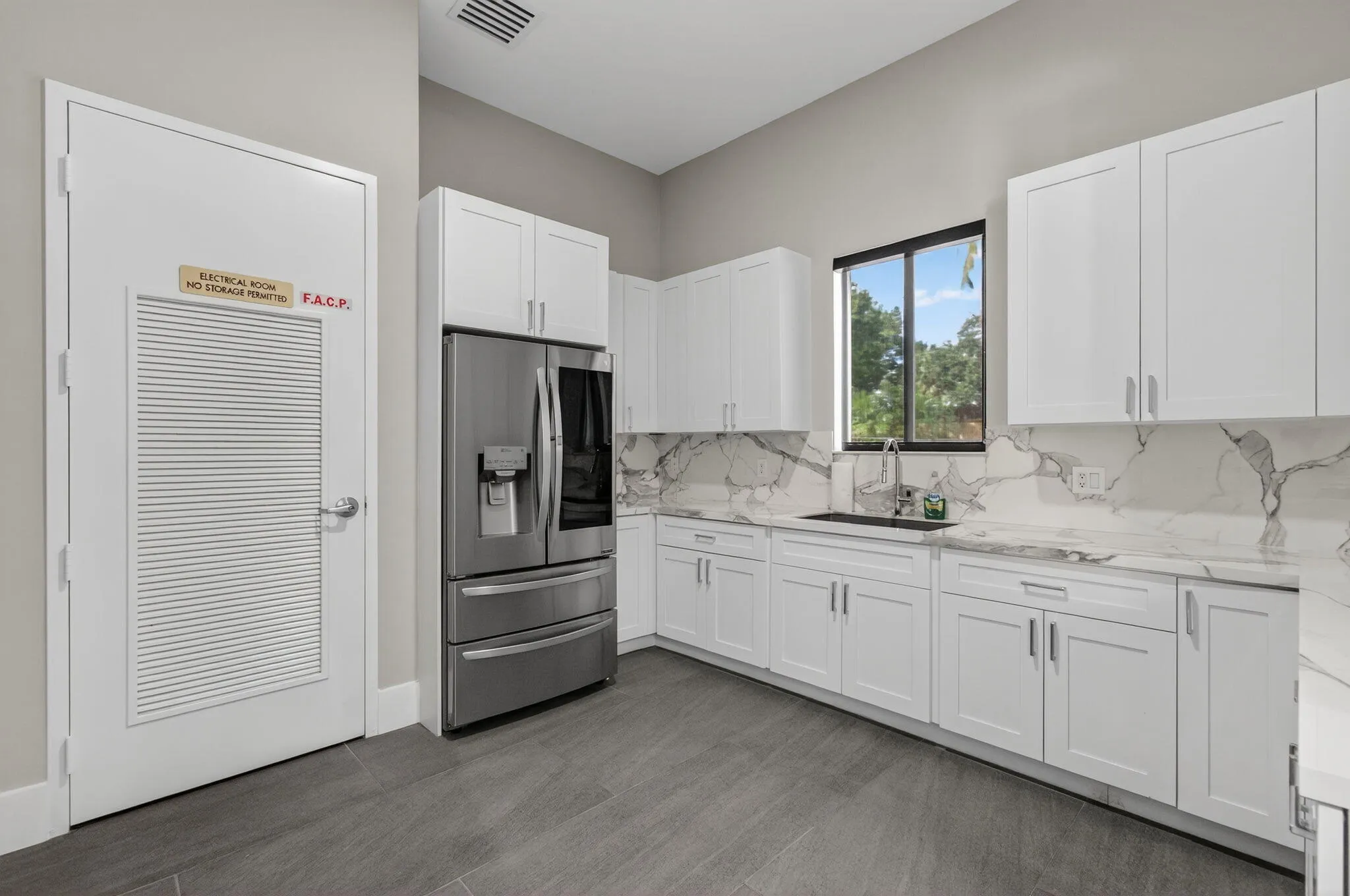 Clubhouse kitchen