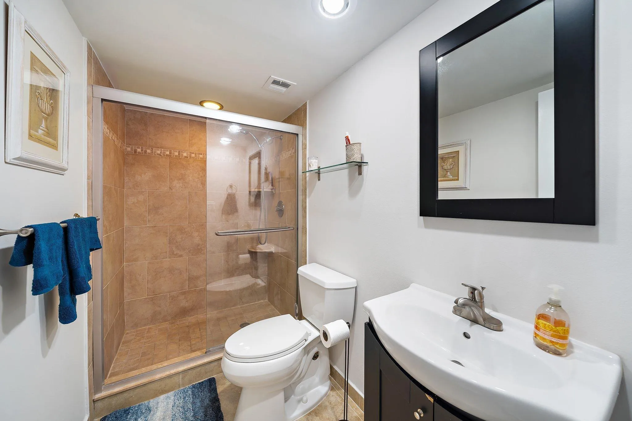 2nd Bathroom