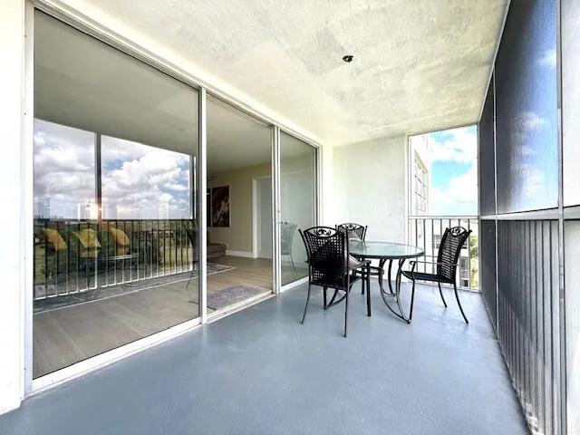Palm Aire- Balcony