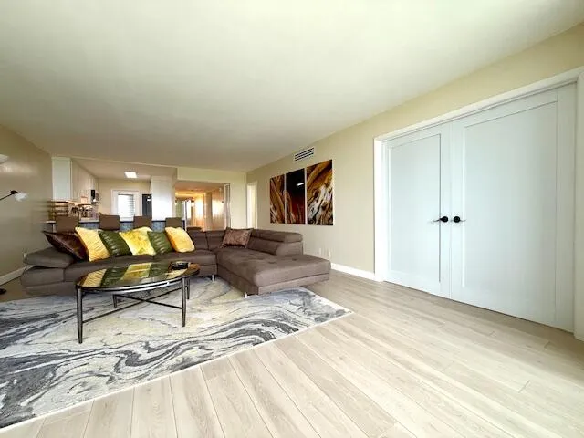 Palm Aire- Living room 13