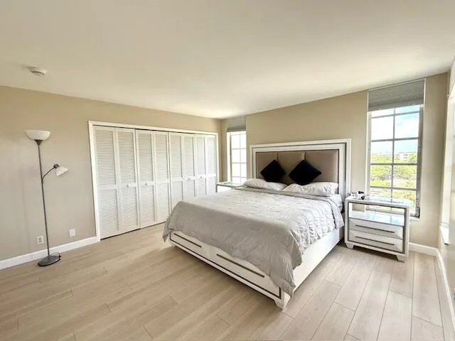 Palm Aire- Master Bedroom 3