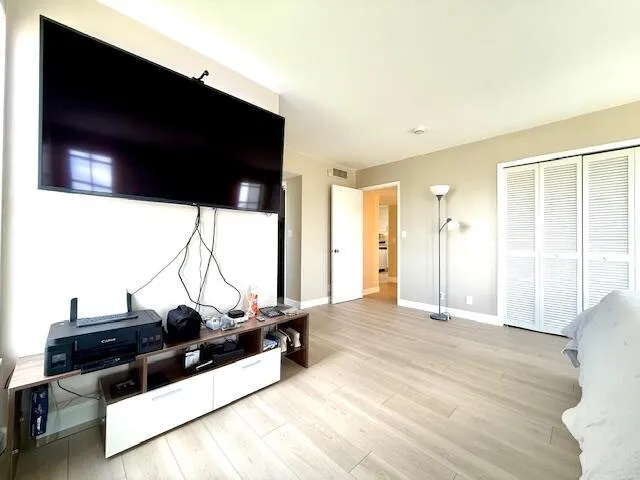 Palm Aire- Master Bedroom 8